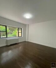 EAST 56 STREET in New York, NY - Building Photo - Building Photo