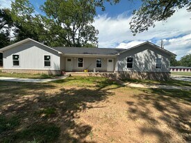 501 Ave 3 NW in Atkins, AR - Building Photo