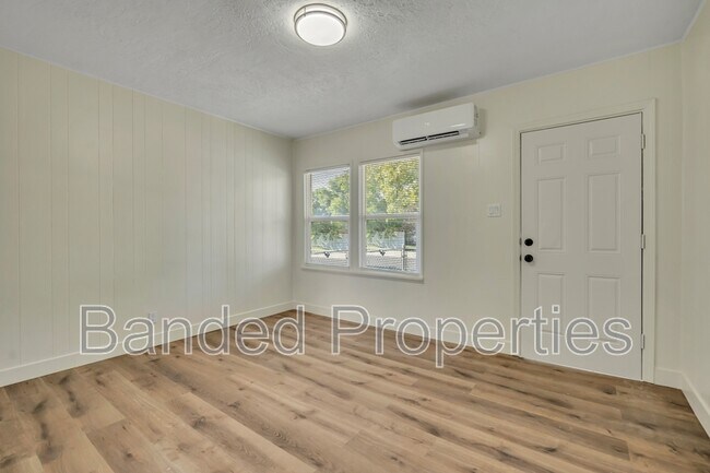 8919 W 2800 S in Magna, UT - Building Photo - Building Photo