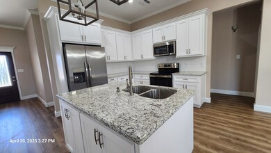 1104 Osprey Dr in Midland, TX - Building Photo - Building Photo