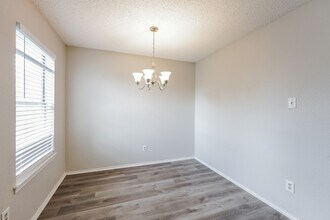 1005 Meadowbend Dr in Cedar Hill, TX - Building Photo - Building Photo