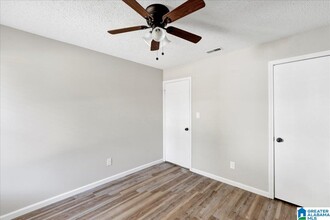 2111 Pentland Dr in Birmingham, AL - Building Photo - Building Photo