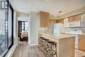977-2977 Mainland St in Vancouver, BC - Building Photo - Building Photo