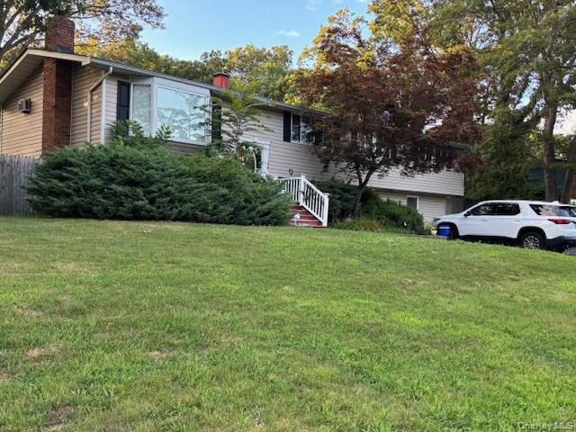 property at 14 Branch Ln