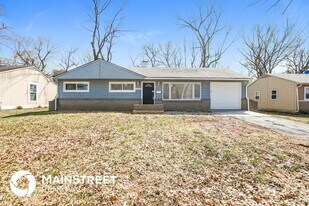 11313 Bristol Terrace in Kansas City, MO - Building Photo