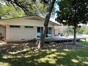 1864 Chris Craft Dr in Grapevine, TX - Building Photo - Building Photo