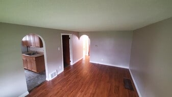 125 Shoshone St, Unit 125 in Buffalo, NY - Building Photo