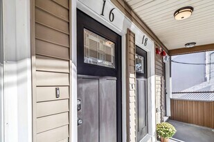 16 Alston St in Somerville, MA - Building Photo