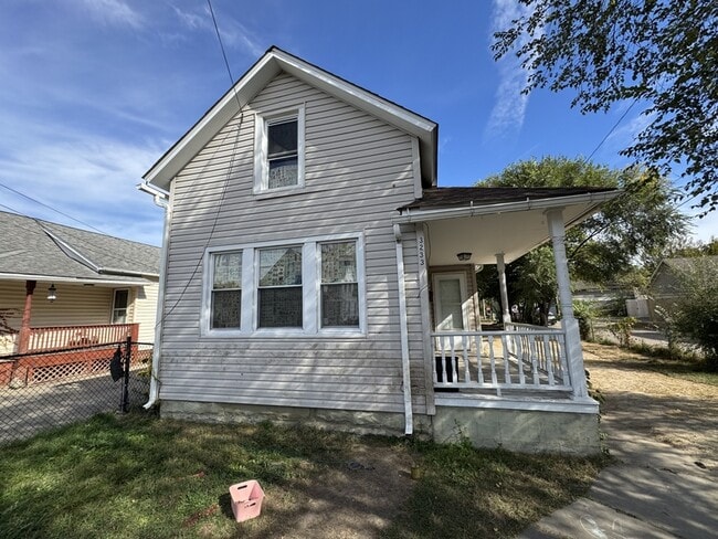 3233 W 50th St in Cleveland, OH - Building Photo - Building Photo