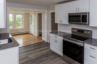 11 Washington Rd in Rye, NH - Building Photo - Building Photo