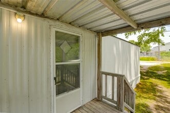13265 Pecan Tree Dr in Willis, TX - Building Photo - Building Photo