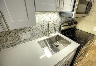 3250 O'Neal Cir in Boulder, CO - Foto de edificio - Building Photo