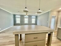 34832 Robins Song Rd in Zephyrhills, FL - Building Photo - Building Photo