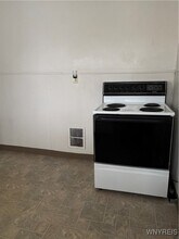 55 E Hazeltine Ave in Kenmore, NY - Building Photo - Building Photo