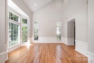 111 Monterey Dr in Mooresville, NC - Building Photo - Building Photo