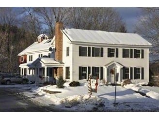 64 S Main St in Stowe, VT - Building Photo - Building Photo