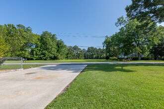 549 W Beaufort Rd in Beaufort, NC - Building Photo - Building Photo