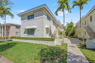 229 Madeira Ave in Coral Gables, FL - Building Photo