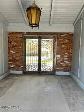 7050 Pembroke Dr in Reno, NV - Building Photo - Building Photo