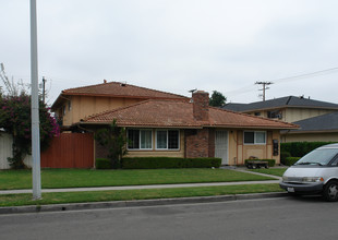 13602 Arizona St in Westminster, CA - Building Photo - Building Photo