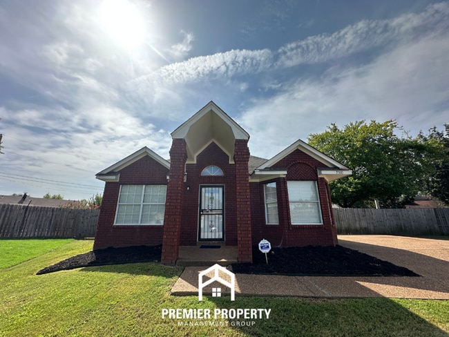 property at 5340 Village Oak Cove