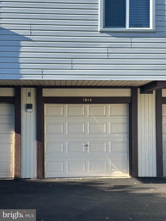 1914 Cavalier Cir in Crofton, MD - Building Photo - Building Photo