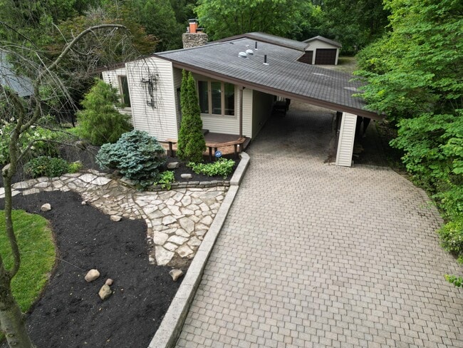 2349 Eastcleft Dr in Columbus, OH - Building Photo - Building Photo