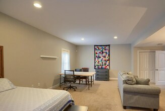 10 Jay Cir in Lemoyne, PA - Building Photo - Building Photo