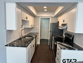 3206 Bain Pl in Tyler, TX - Building Photo - Building Photo