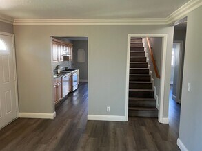 6870 Butterball Way in Sacramento, CA - Building Photo - Building Photo
