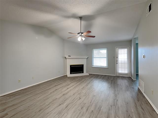 1208 Witherspoon St in Cedar Hill, TX - Building Photo - Building Photo