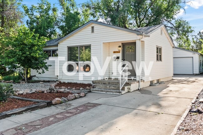 2711 Concord St in Colorado Springs, CO - Building Photo - Building Photo