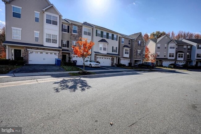 property at 536 Van Dyke Cir