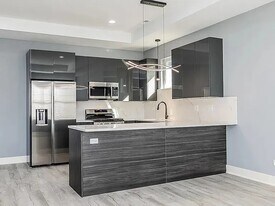 2712 W 24th Pl in Chicago, IL - Building Photo