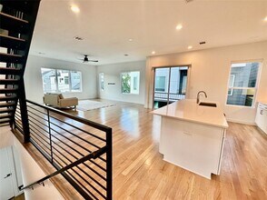 733 W 21st St in Houston, TX - Building Photo - Building Photo