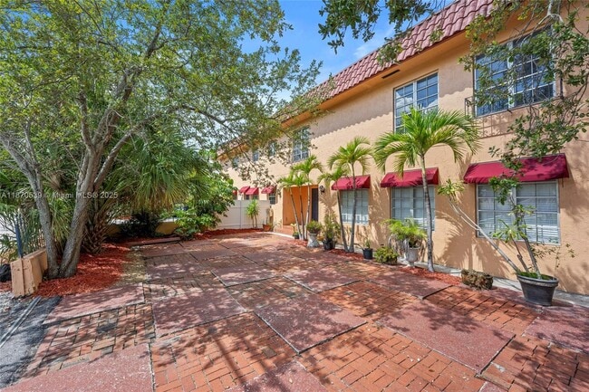 property at 1545 Miami Rd