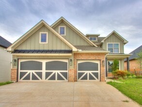 8140 Jenny Ln in Edmond, OK - Building Photo - Building Photo
