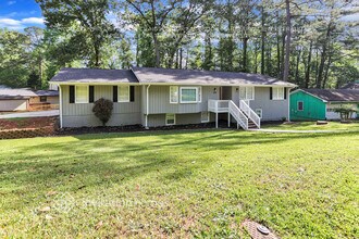 4104 Windermere Dr in Stonecrest, GA - Foto de edificio - Building Photo