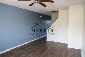 419 W Friendly Cir in Eyota, MN - Building Photo - Building Photo