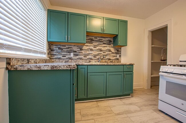 property at 106-108 N 38th St