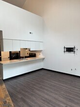 2 Solitude Ct in Vernon, NJ - Building Photo - Building Photo