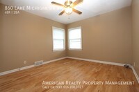 860 Lake Michigan Dr NW in Grand Rapids, MI - Building Photo - Building Photo