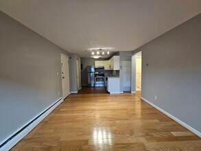 38 Carey Ave in Watertown, MA - Building Photo - Building Photo