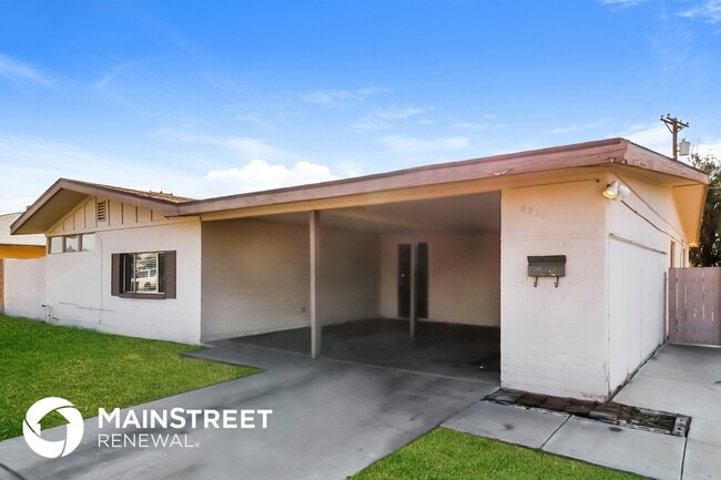 6211 W Indianola Ave in Phoenix, AZ - Building Photo - Building Photo