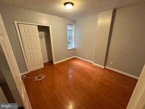 1230 N 55th St in Philadelphia, PA - Foto de edificio - Building Photo