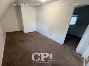 1623 N 2nd Ave in Kelso, WA - Building Photo - Building Photo