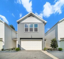 11 Wellford St in Houston, TX - Building Photo