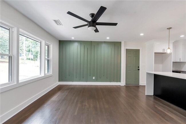 1300 Aniwaka Ave SW in Atlanta, GA - Building Photo - Building Photo