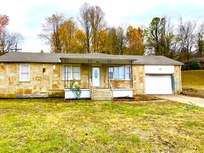 property at 634 Dover Rd
