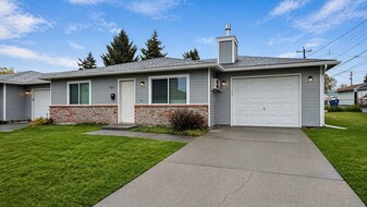 1020 W Lacrosse Ave in Spokane, WA - Building Photo